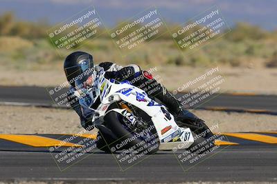 media/Oct-29-2022-CVMA (Sat) [[14c0aa3b66]]/Race 8 Supersport Middleweight/Folder 2/